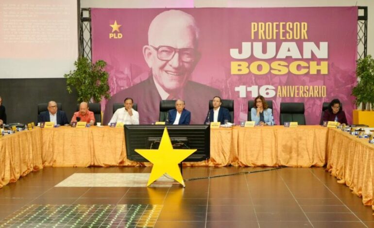 Danilo Medina reactiva el PLD y abre la carrera presidencial interna