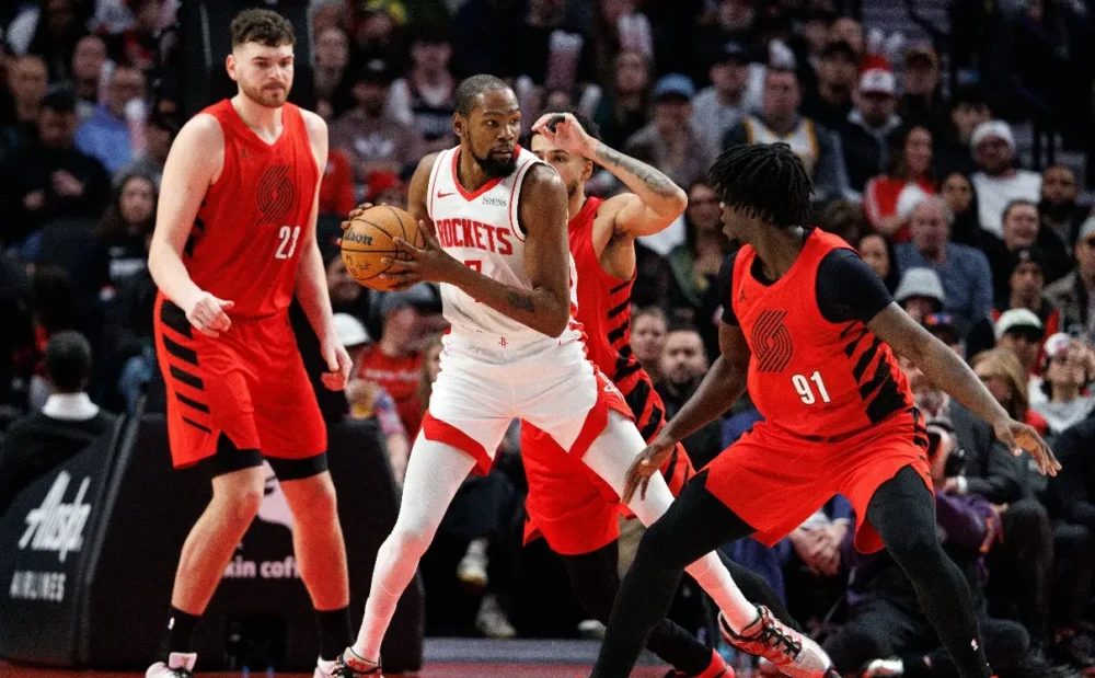 Kevin Durant supera a Wilt Chamberlain y se convierte en el séptimo máximo anotador en la historia de la NBA