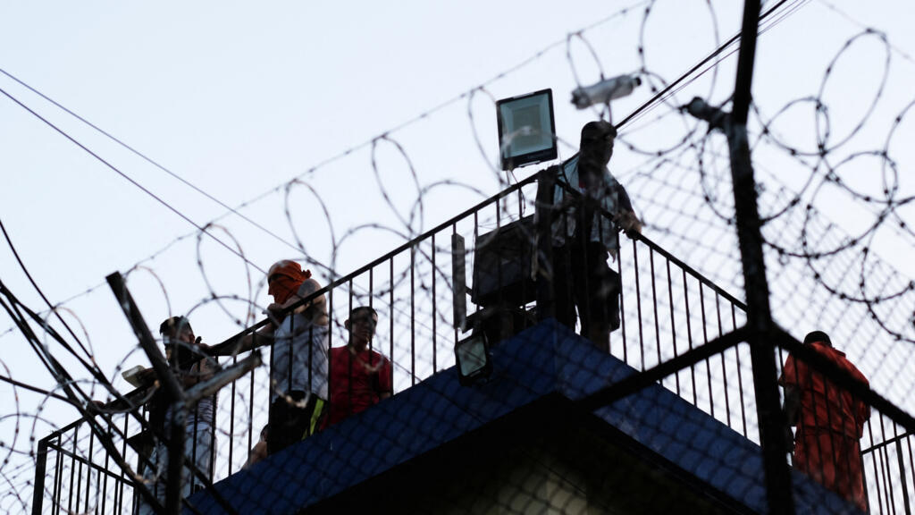Guatemala impone el orden y aplasta motín en cárcel de máxima seguridad