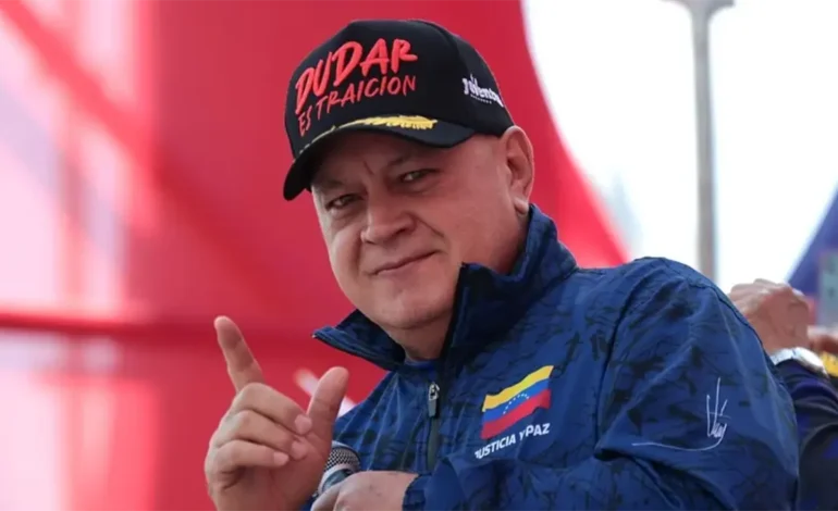 Diosdado Cabello reaparece en X tras la captura de Maduro, pese a que la red sigue bloqueada en Venezuela