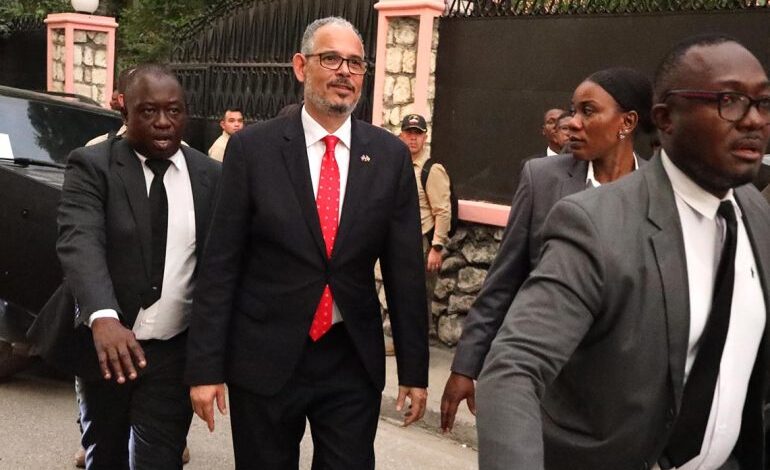 Primer ministro de Haití asume plenos poderes y promete gobernar con respeto institucional