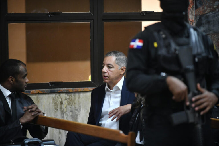 Defensa de Donald Guerrero alega prescripción y pide no ir a juicio en caso Calamar