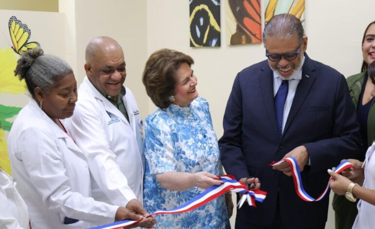Inauguran cuatro nuevos consultorios en la Maternidad La Altagracia