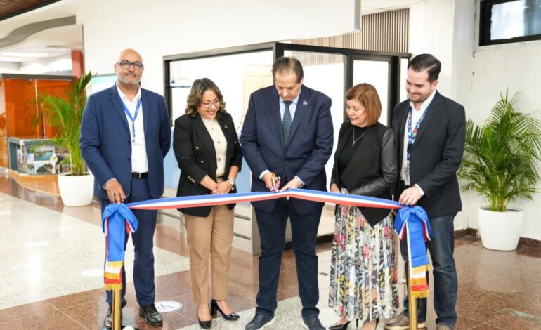 Salud inaugura Punto de Entrada sanitario en el AILA