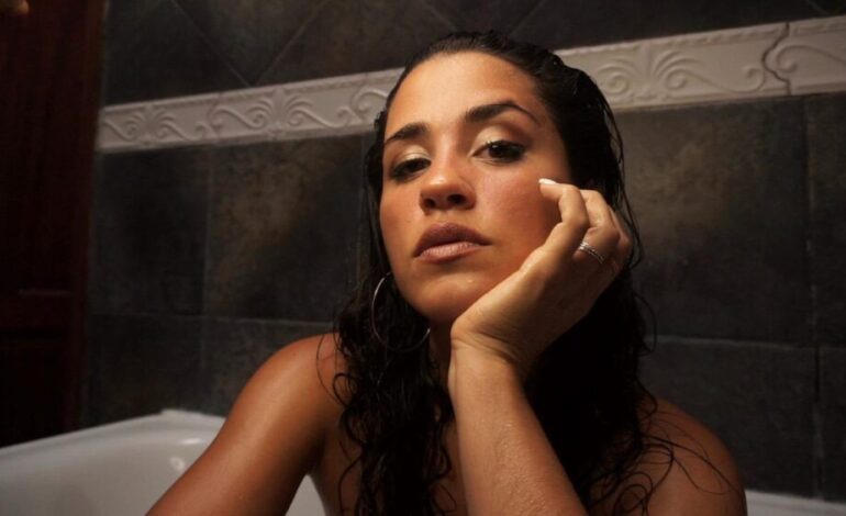 Celeste Sanazi lanza “Suavecito”, un himno al amor propio