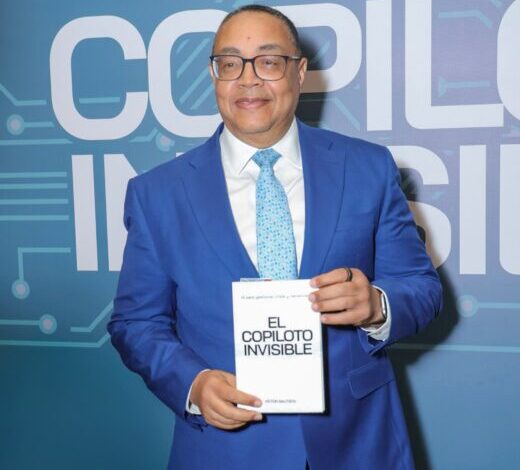 Presentan libro sobre IA y gestión de crisis comunicacionales