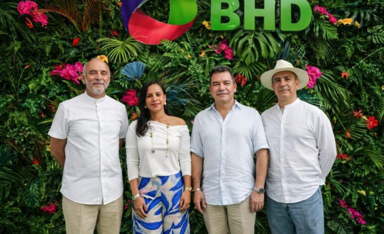 Banco BHD celebra junto a sus clientes el carnaval de Punta Cana 2026