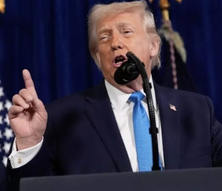 Trump afirma que EE.UU. evalúa una “toma de control amistosa” de Cuba