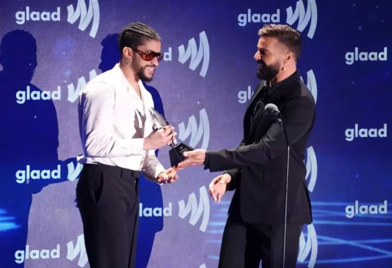 Ricky Martin a Bad Bunny: “Cuando uno de los nuestros gana, ganamos todos”
