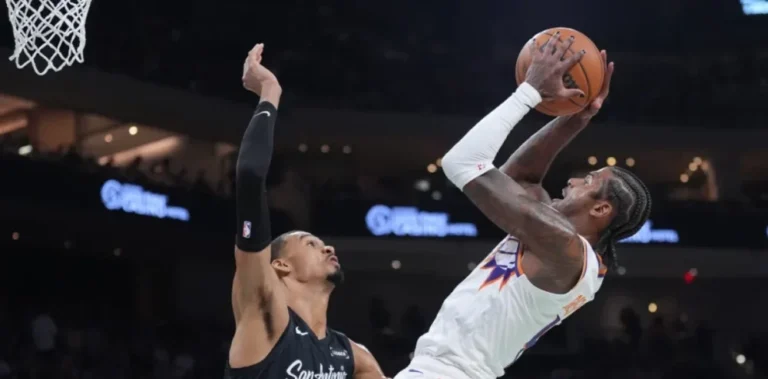 Boston Celtics amargan el estreno de Kristaps Porzingis con los Golden State Warriors