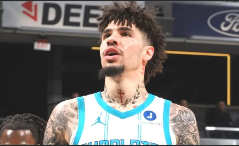 LaMelo Ball sale ileso tras accidente vehicular en Charlotte