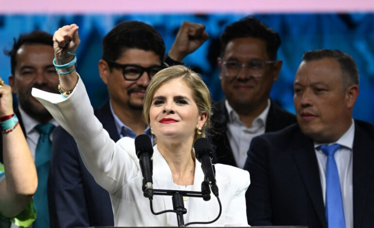 Laura Fernández gana la Presidencia de Costa Rica y promete “mano dura” al estilo Bukele