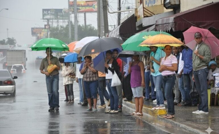 Indomet pronostica lluvias débiles a moderadas y temperaturas frescas por sistema frontal
