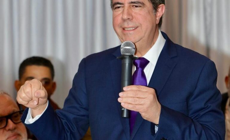 Francisco Javier García acusa al presidente de describir “un país de ficción”