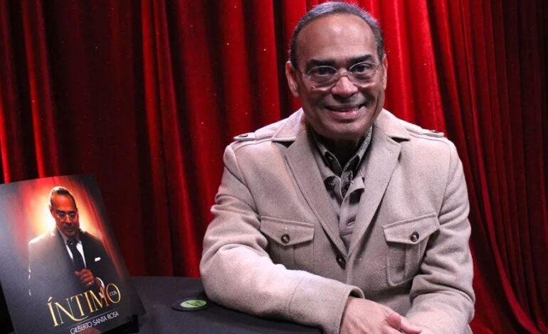 Gilberto Santa Rosa presenta “Íntimo”, un álbum que rompe etiquetas y celebra la esencia del bolero