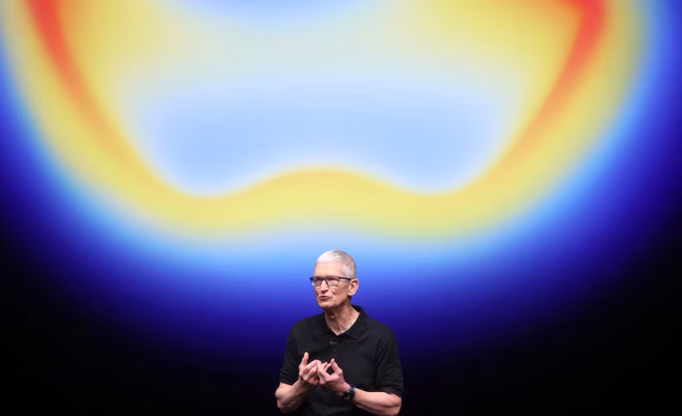 Apple cumple 50 años: Tim Cook recuerda el garaje donde comenzó Steve Jobs