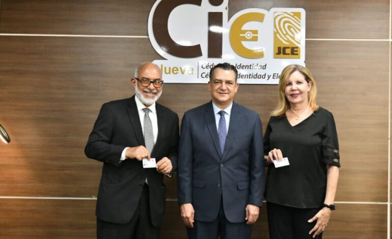 Persio Maldonado destaca inicio de emisión de nueva cédula en República Dominicana