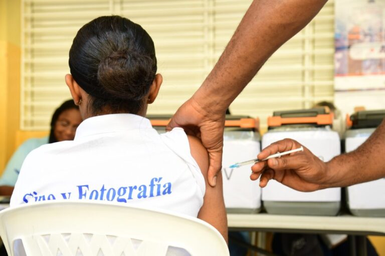 Salud Pública incorporará vacuna nonavalente contra el VPH