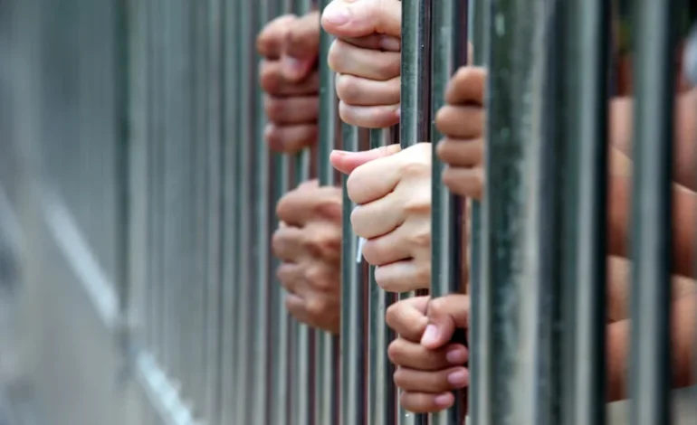 Imponen tres meses de prisión preventiva a regidor acusado de abuso