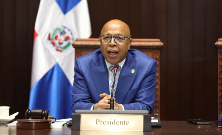 Pacheco anuncia ola de leyes clave pendientes de aprobación en el Congreso