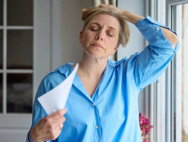 Estudio revela brecha entre síntomas esperados y reales de la perimenopausia