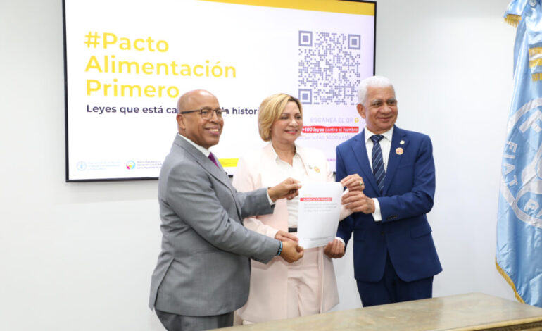 Congreso firma pacto “Alimentación Primero” contra el hambre