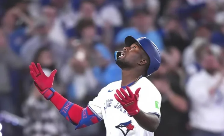 Blue Jays barren con poder y récord de ponches