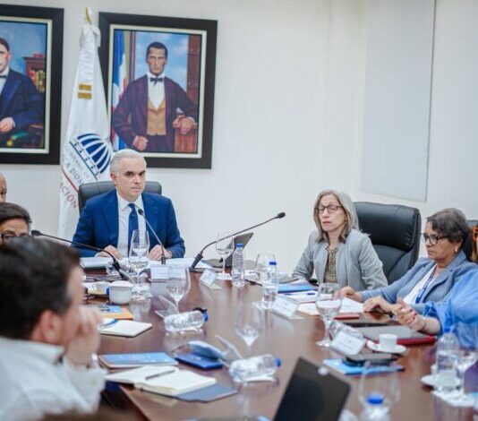 Educación activa comisión especial para preparar con antelación el año escolar 2026-2027
