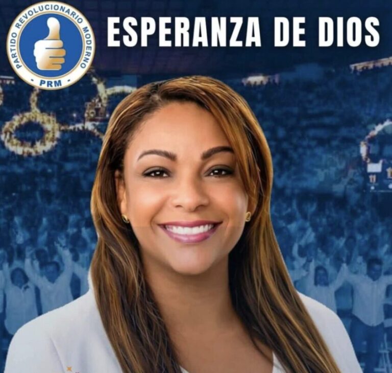 La maestra Esperanza de Dios  lanza aspiraciones a la secretaría general provincial del PRM en SC