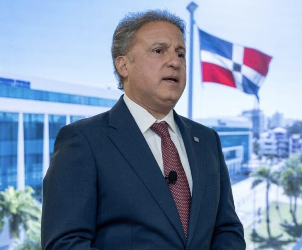APAP supera crecimiento del sistema financiero