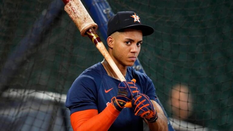 Clásico Mundial de Béisbol: Jeremy Peña queda fuera por fractura en el dedo