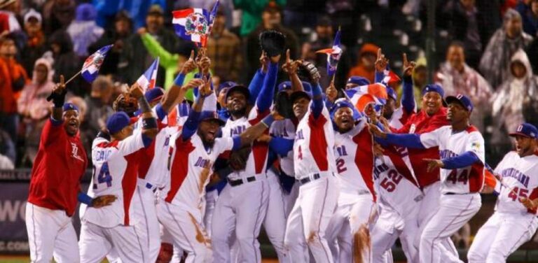Recibimiento de campeones! Equipo dominicano del Clásico Mundial 2026 llega al país en medio de fiesta y orgullo nacional