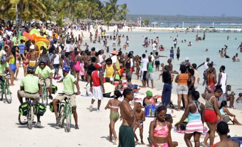 Más de 400 playas y balnearios estarán disponibles en Semana Santa 2026