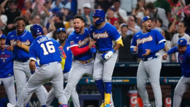 ¡Venezuela tumba al campeón Japón y avanza a semifinales!