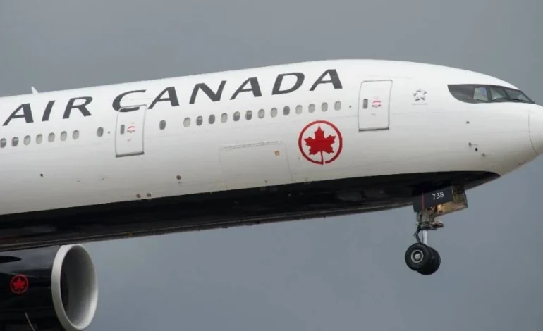 Alerta en Nueva York: avión de Air Canada choca con vehículo en pista del aeropuerto LaGuardia