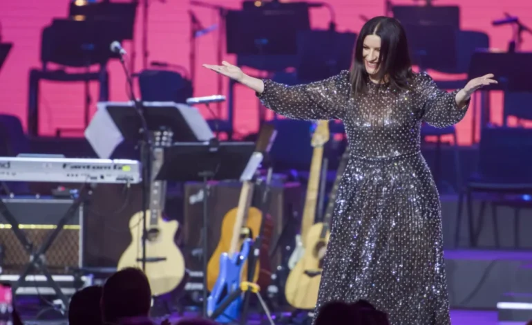 Fanáticos listos: Laura Pausini vuelve al país y revelan costo de las entradas