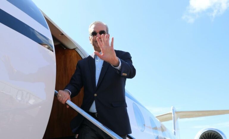 Abinader viaja a París en misión clave: inversión, transparencia y nuevas alianzas con Francia
