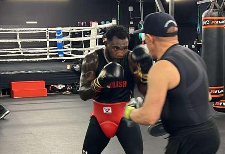 Carlos “El Caballo Bronco” Adames defenderá su corona mundial del CMB ante Austin “Ammo” Williams en Orlando