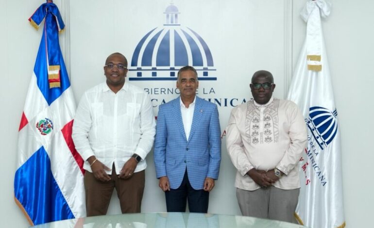 RD y Surinam exploran cooperación en energía e hidrocarburos