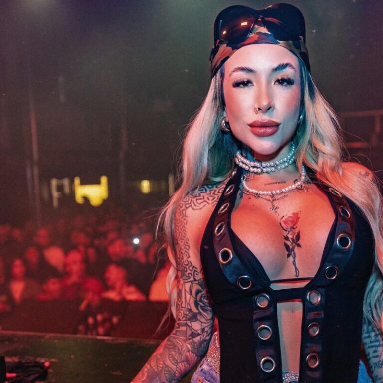 Fei En La Casa lanza “Desenamorándome”, un EP que transforma el desamor en arte