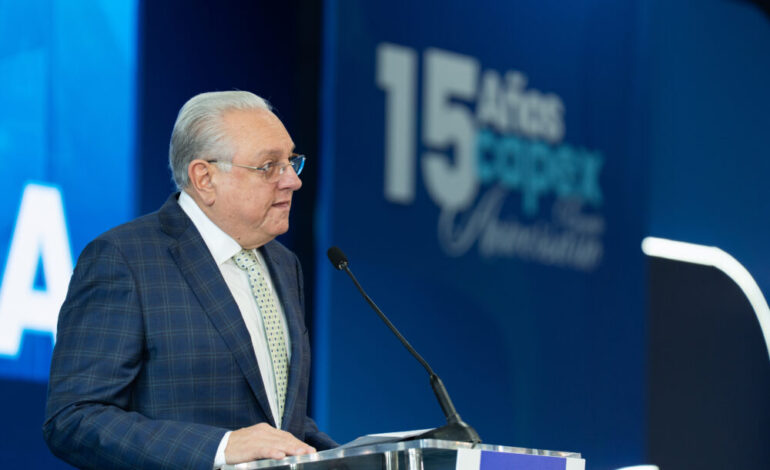Cristian Reyna impulsa liderazgo 360 en aniversario de Capex