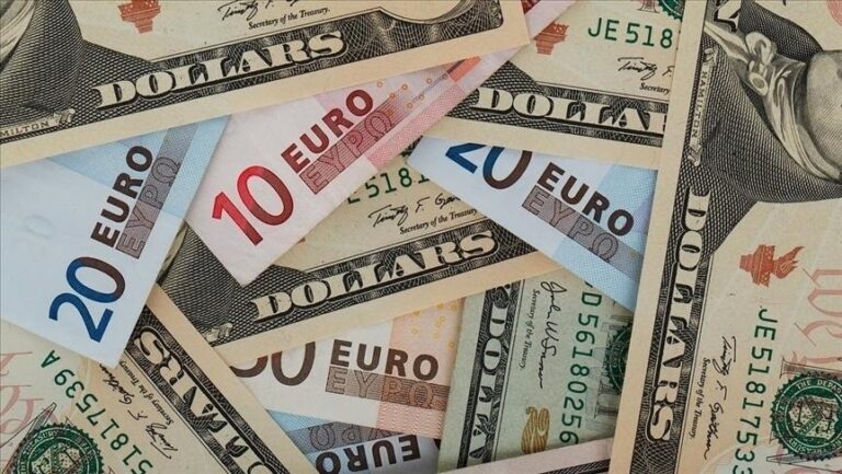Dólar sube en RD y petróleo se dispara por tensiones globales