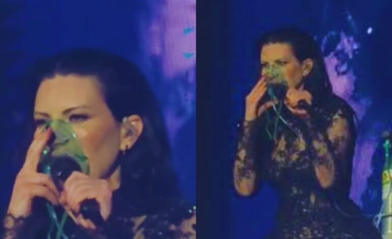 Laura Pausini sufre mal de altura en pleno concierto en Quito y recurre a oxígeno en el escenario