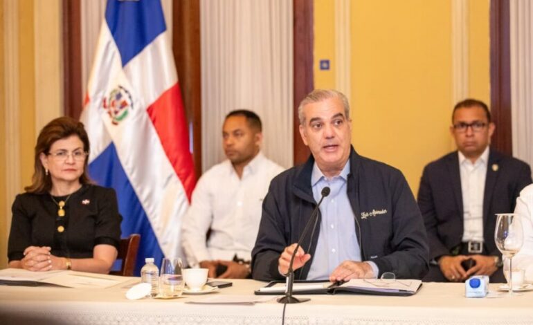 Abinader garantiza asistencia ante emergencia por lluvias
