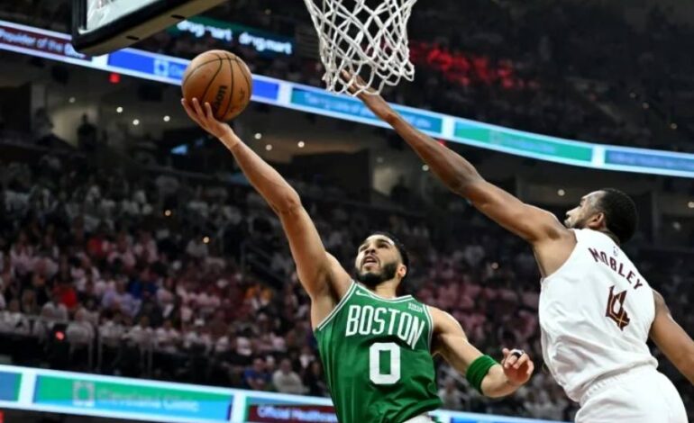 Boston y Oklahoma imponen su ley: arranque contundente en los playoffs de la NBA 2026