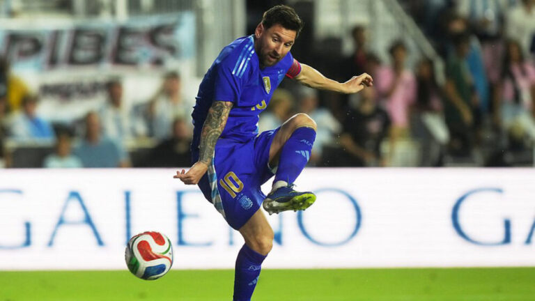 Messi enfrenta demanda millonaria en EE.UU. por incumplimiento de contrato