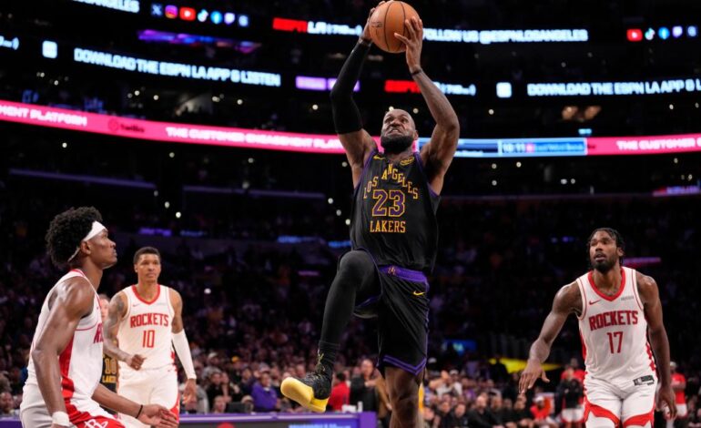 LeBron lidera y Lakers sorprenden con ventaja 2-0 ante Houston