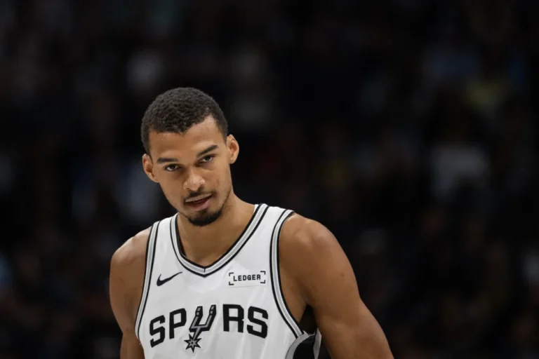 Wembanyama rompe el silencio y deja dudas sobre la NBA en plena entrevista