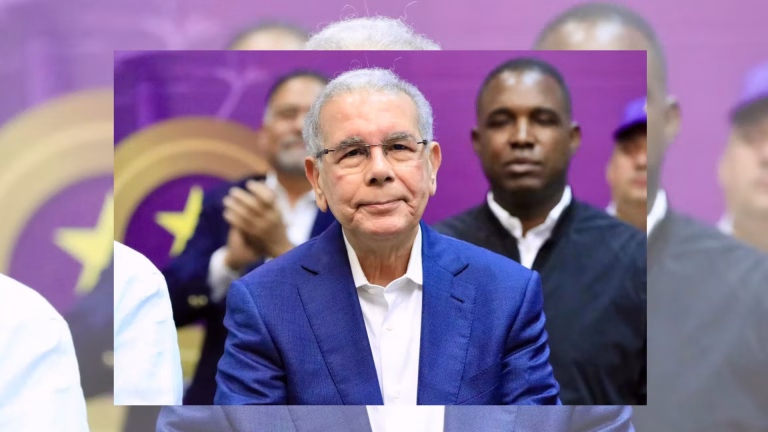 Danilo Medina desafía a la oposición: “El PLD no se vende ni se presta”
