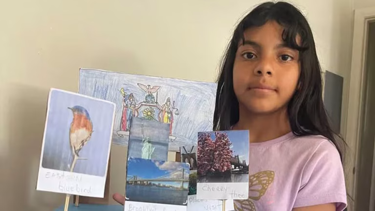 Niña muere tras agresión en escuela de Los Ángeles